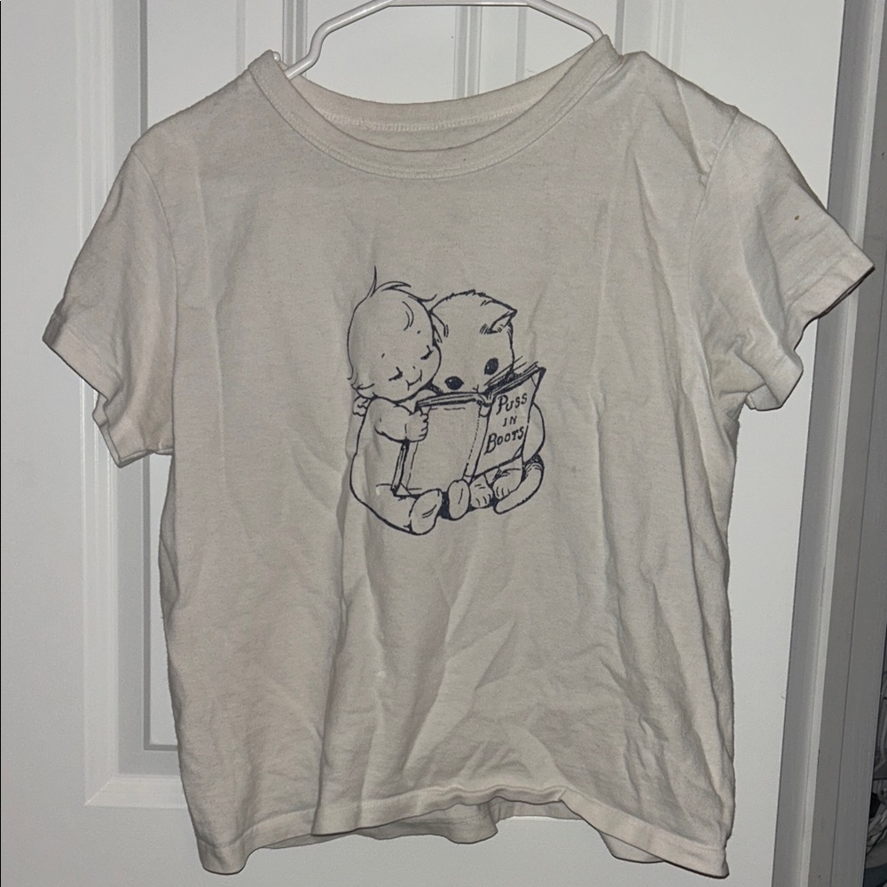 Brandy Melville Cream Tee with Cute Print